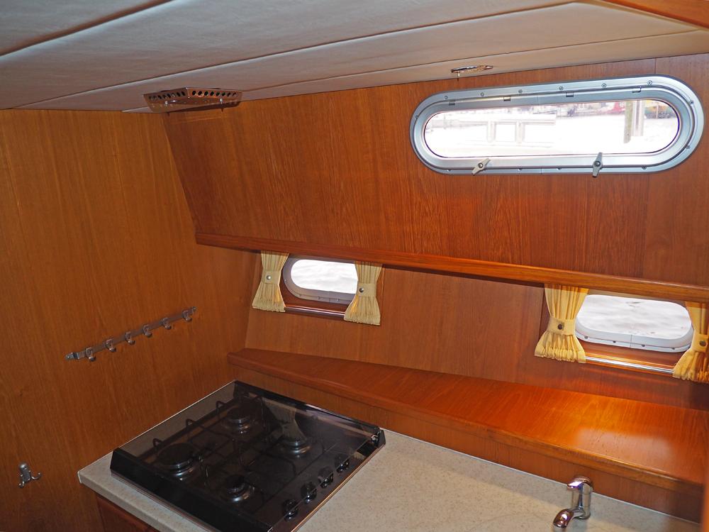 Fore ship, Accommodation
